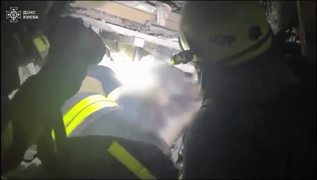 Video thumbnail: Russia is attacking Kyiv, Kharkiv and other cities with miss