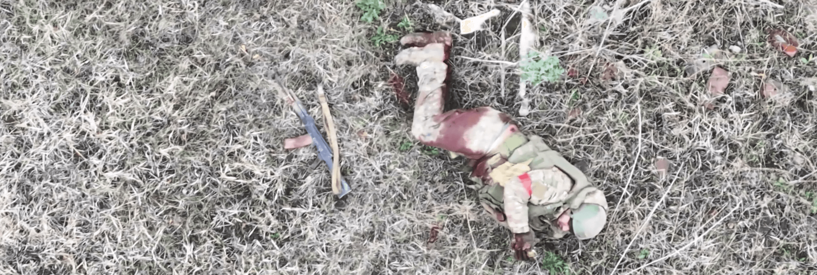 Blurred preview: Sensitive content. 18+
An invaders blows himself up with a grenade.