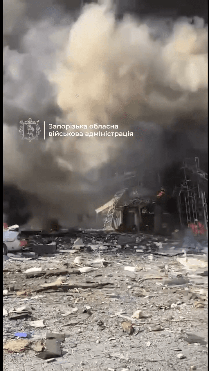 Video thumbnail: Russian Guided Bomb Attack Hits Zaporizhzhia, Injuring Six