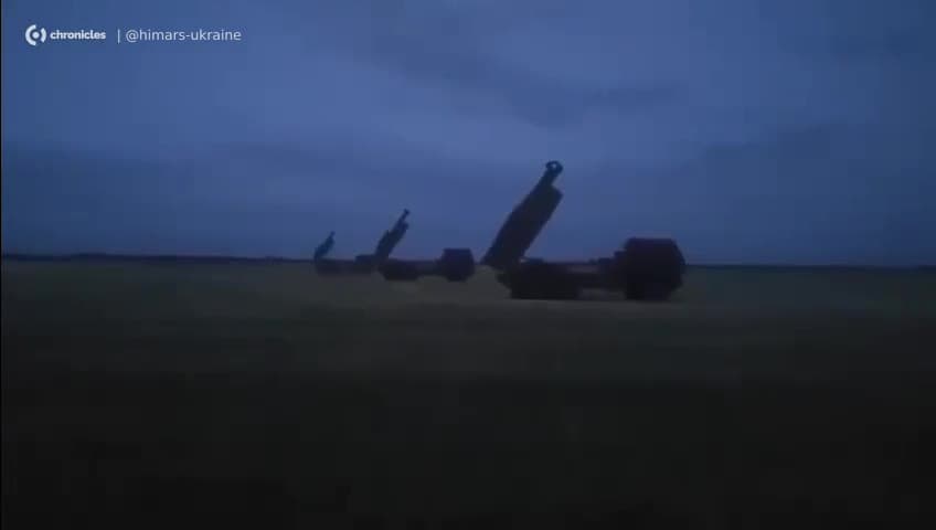 Video thumbnail: Et sted i Ukraine blev HIMARS-missiler affyret mod onde angr