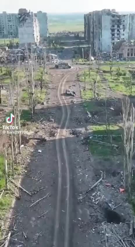 Video thumbnail: Drone footage shows the destruction of Bakhmut three years after its capture