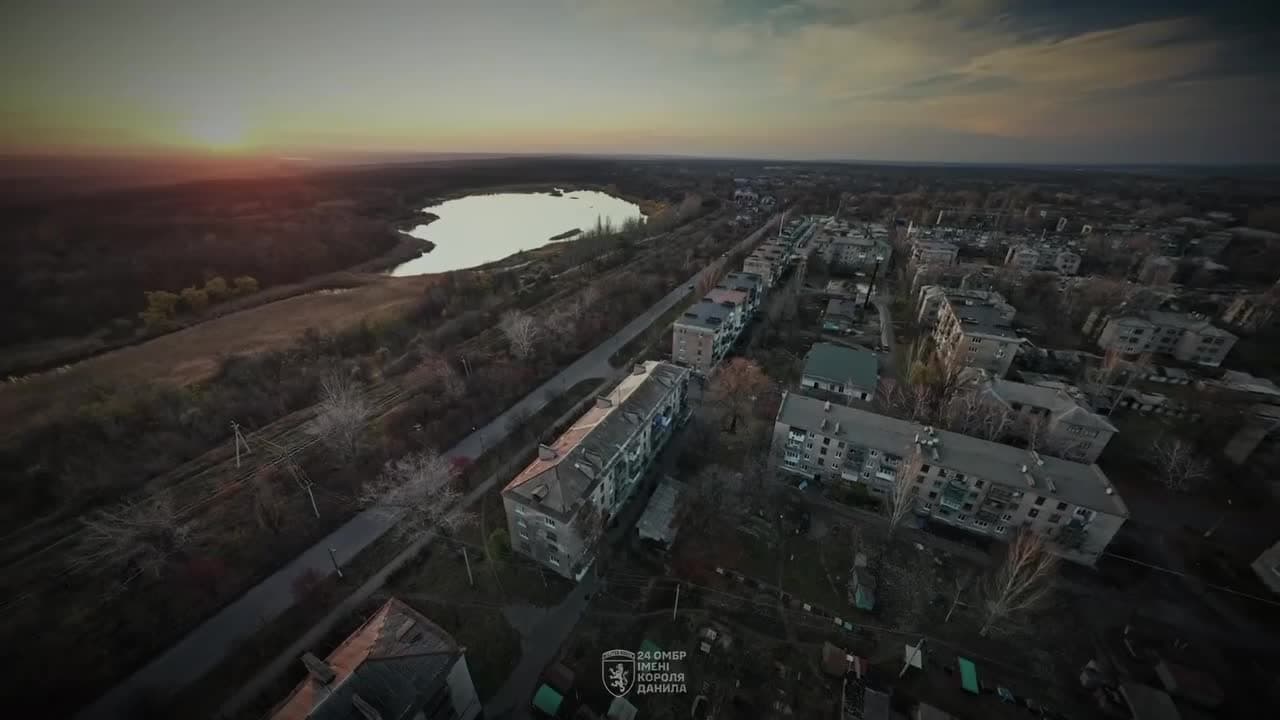 Video thumbnail: Drone footage compares Chasiv Yar before and after the destruction