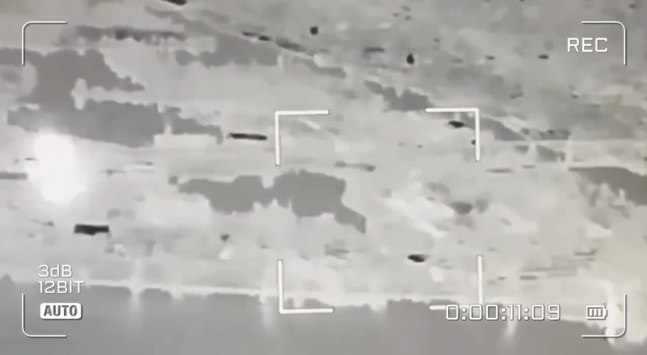Video thumbnail: Multiple airstrikes hit Kherson as footage shows strikes across the city