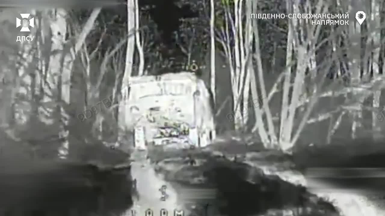 Video thumbnail: Ukrainsk grænsebrigade rammer fjendens transport og ly i sydlige Slobozhanskyi-retning