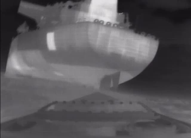 Video thumbnail: To russiske Shadow Fleet tankskibe ramt nær Novorossiysk havn