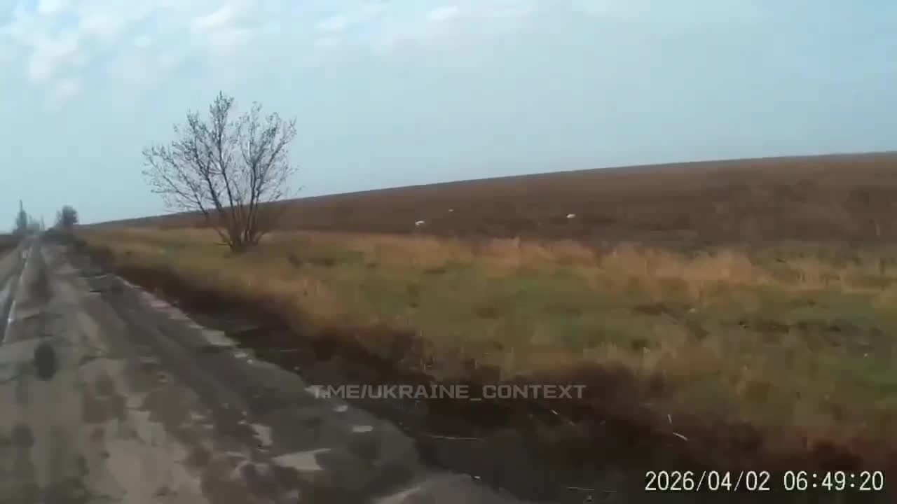 Video thumbnail: Drones ucranianos “Wait-and-Strike” detienen asaltos enemigos antes de la línea del frente